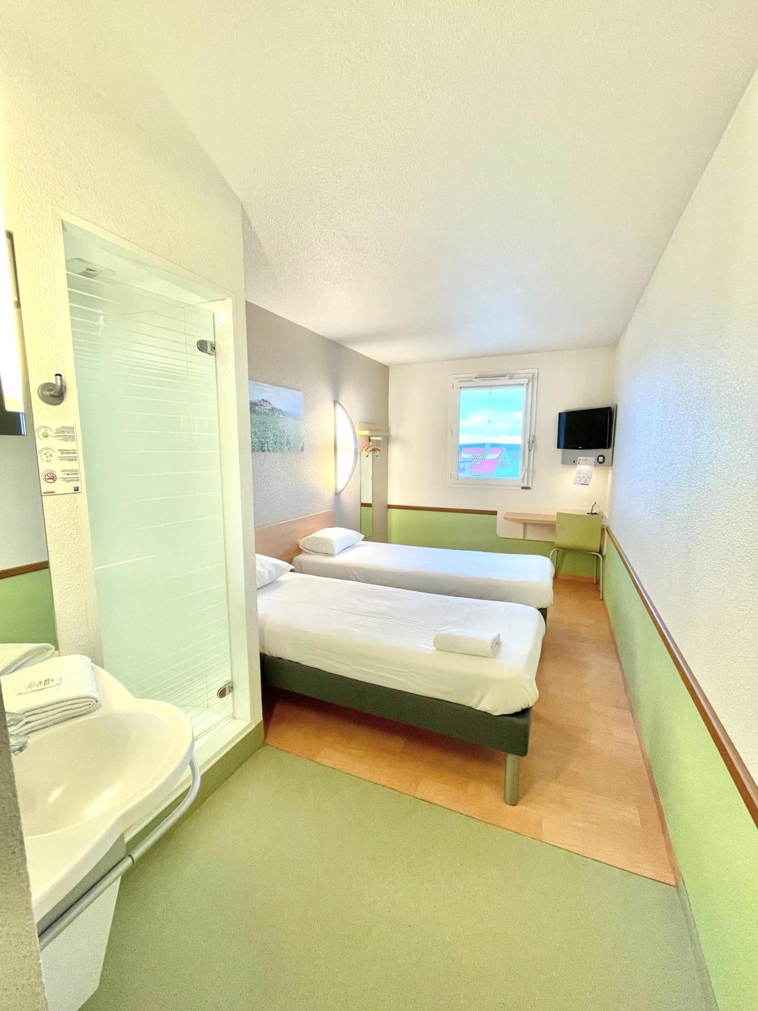 Hotel Ibis Budget Cosne Sur Loire Экстерьер фото