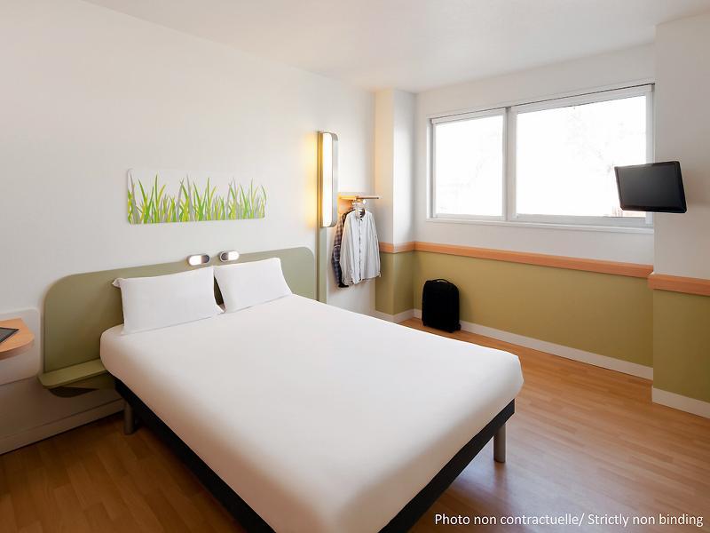 Hotel Ibis Budget Cosne Sur Loire Экстерьер фото